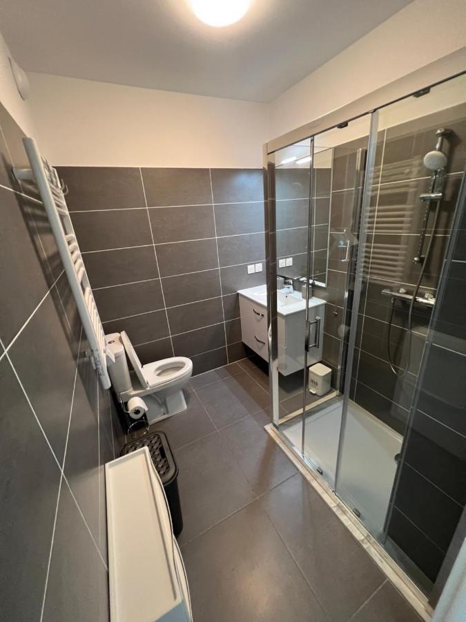 logement tout équipée Menton centre 500 m des plages Extérieur photo