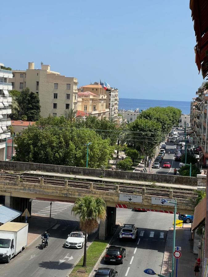 logement tout équipée Menton centre 500 m des plages Extérieur photo